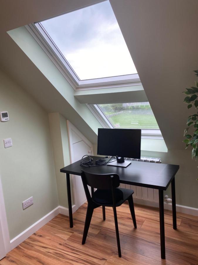 Atlantic Retreat Lodge Kinvara Bagian luar foto