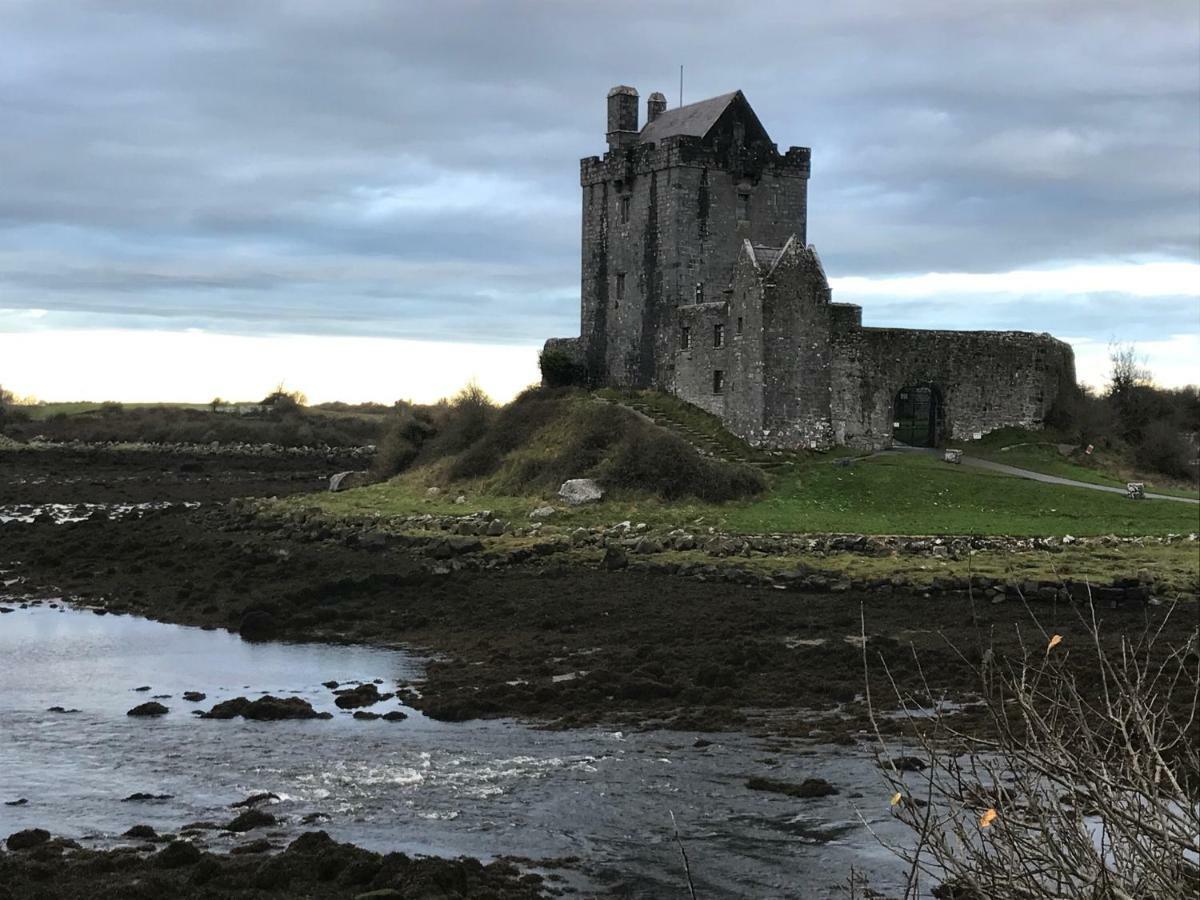 Atlantic Retreat Lodge Kinvara Bagian luar foto