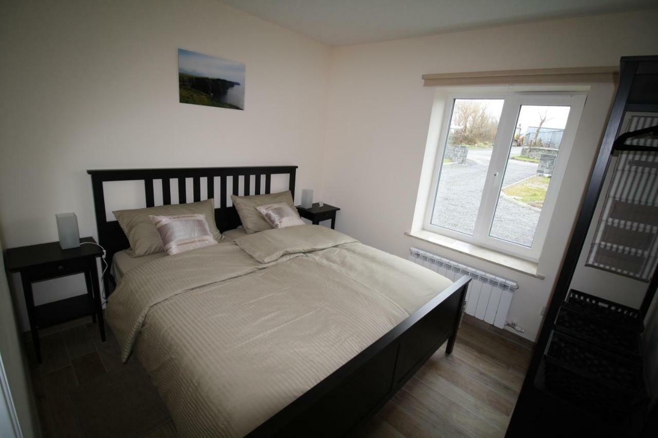 Atlantic Retreat Lodge Kinvara Bagian luar foto