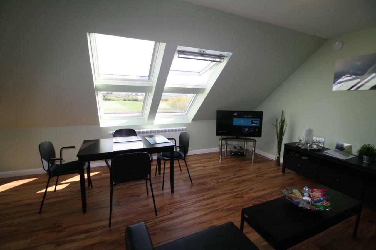 Atlantic Retreat Lodge Kinvara Bagian luar foto