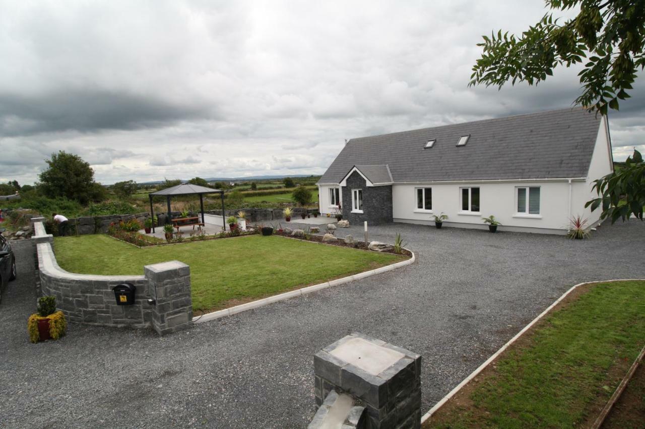 Atlantic Retreat Lodge Kinvara Bagian luar foto