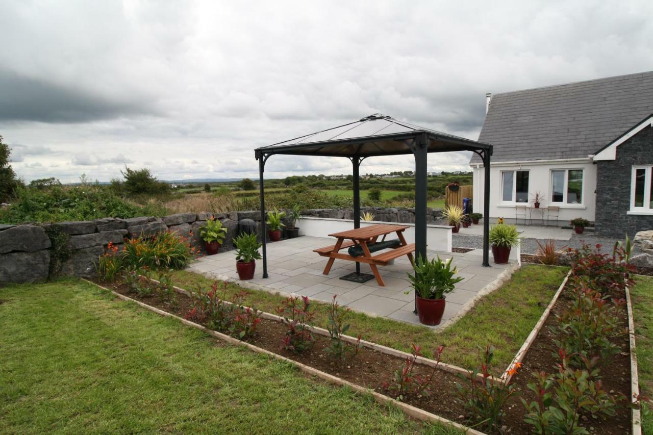 Atlantic Retreat Lodge Kinvara Bagian luar foto
